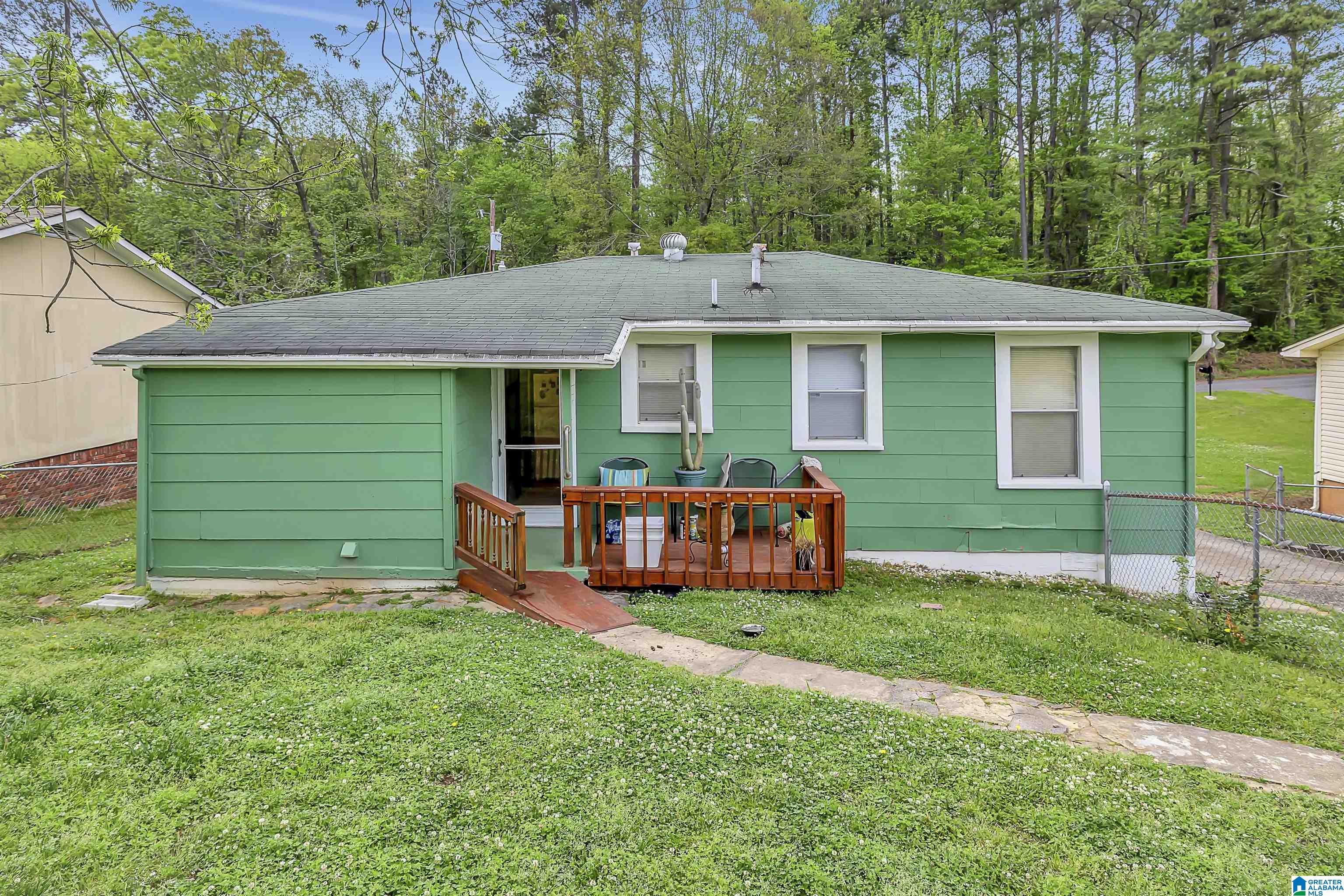 507 Terry Street Bessemer, AL 35023 - Photo 6 of 23