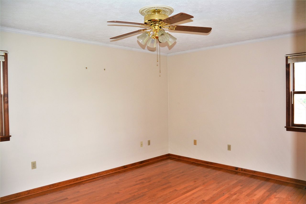 211 Cold Springs Road Stuarts Draft, VA 24477 - Photo 11 of 20 Gallery Image 11