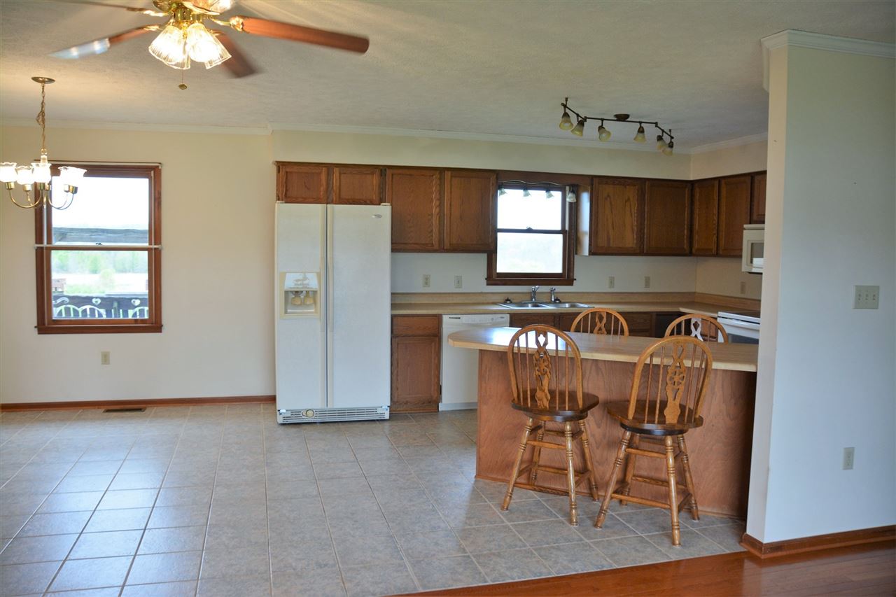 211 Cold Springs Road Stuarts Draft, VA 24477 - Photo 6 of 20 Gallery Image 6