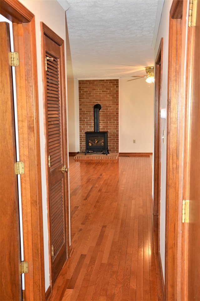 211 Cold Springs Road Stuarts Draft, VA 24477 - Photo 8 of 20 Gallery Image 8