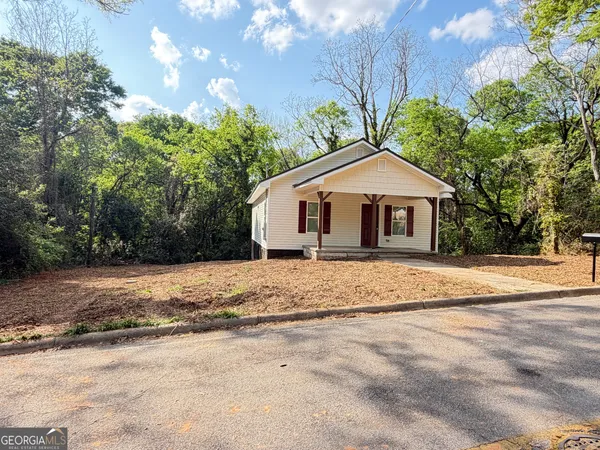 $1,600 | 326 South McIntosh Street, Elberton, GA 30635