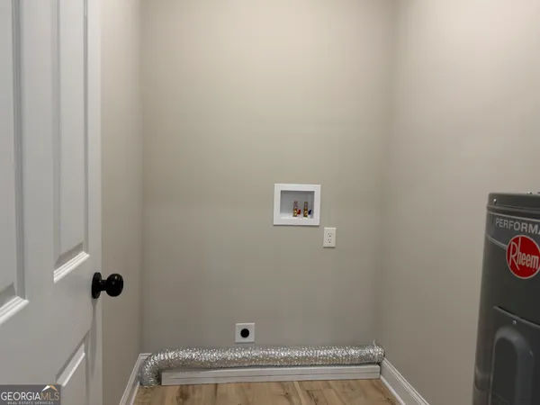 $1,600 | 326 South McIntosh Street, Elberton, GA 30635