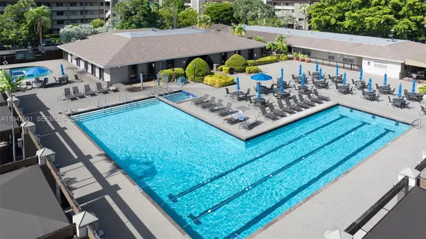 $1,900 | 3502 Bimini Lane, Unit E2, Coconut Creek, FL 33066