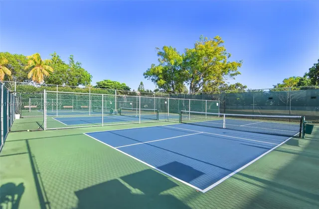 a view of a tennis court