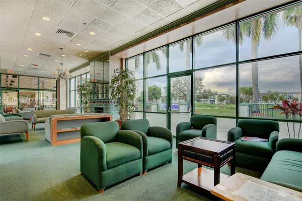 $1,900 | 3502 Bimini Lane, Unit E2, Coconut Creek, FL 33066