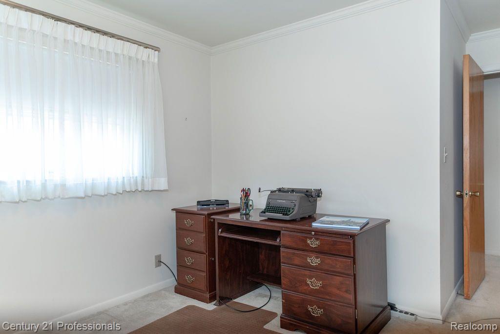 4026 Highfield Road Royal Oak, MI 48073 - Photo 31 of 34 Gallery Image 31