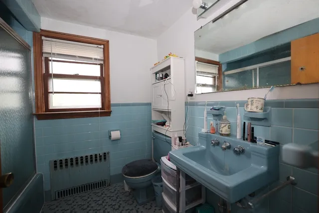 $950,000 | 36 Davenport Road, Needham, MA 02494