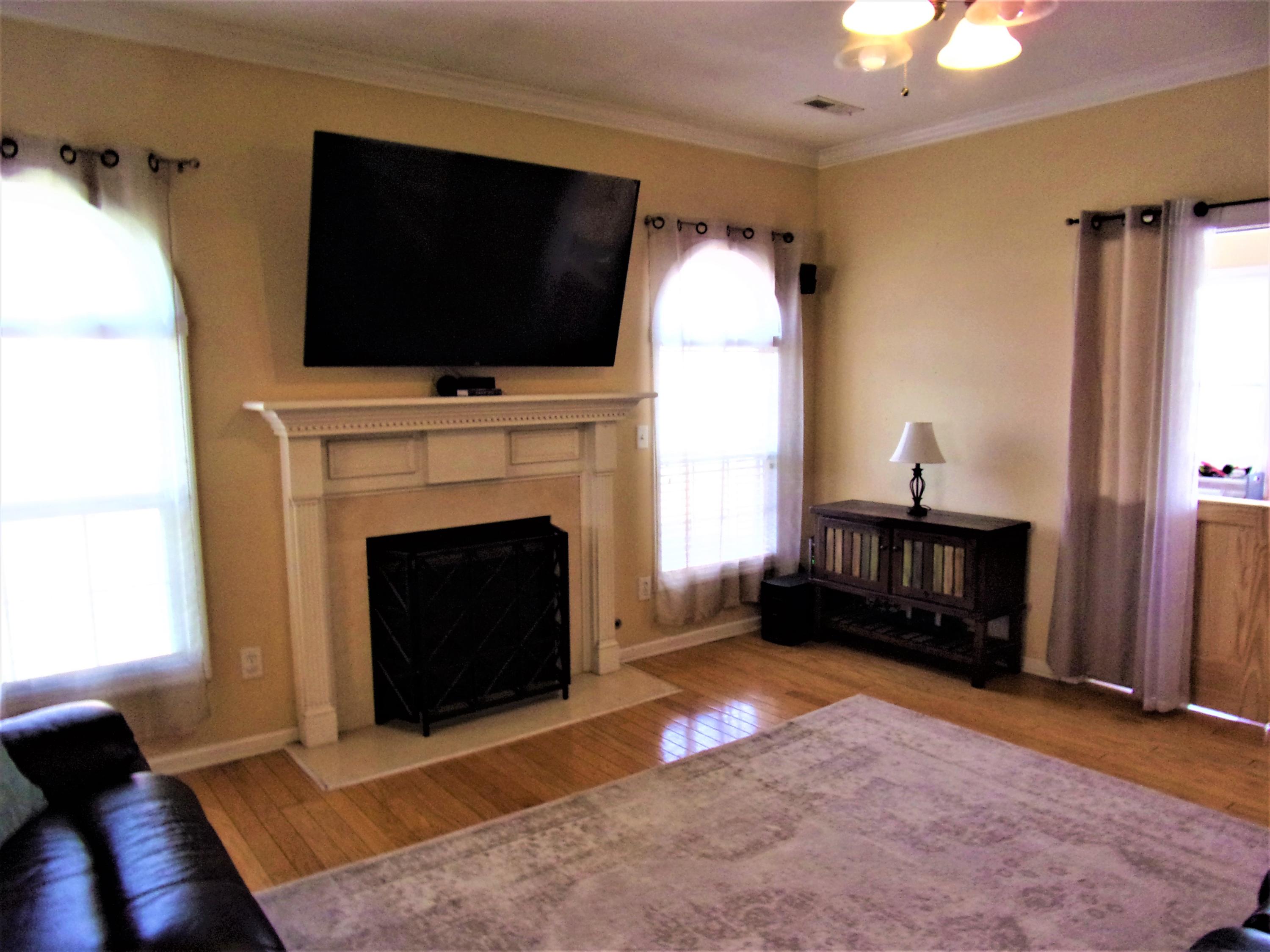 1208 Roma Road Hanahan, SC 29410 - Photo 3 of 28 C - 1208 Roma Road