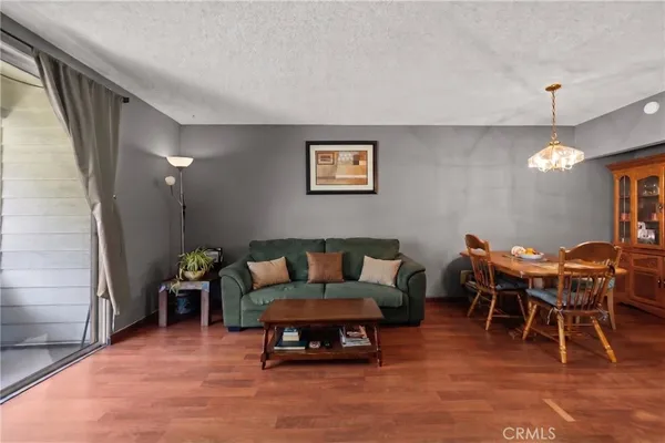 $349,999 | 11150 Glenoaks Boulevard, Unit 74, Pacoima, CA 91331