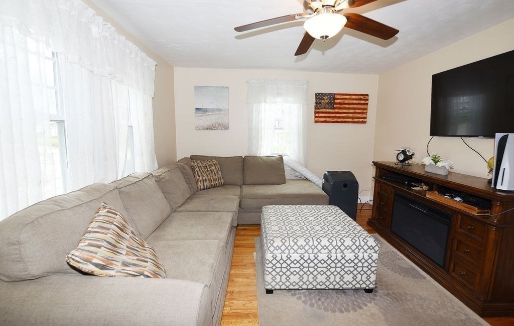 51 Badger Road Boston, MA 02136 - Photo 14 of 37 Gallery Image 14