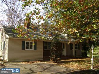 338 Gordon Road Robbinsville, NJ 08691 - Photo 1 of 4 Exterior Front
