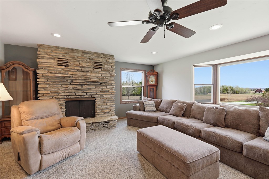 5585 Sunny Slope Road Egg Harbor, WI 54209 - Photo 10 of 32
