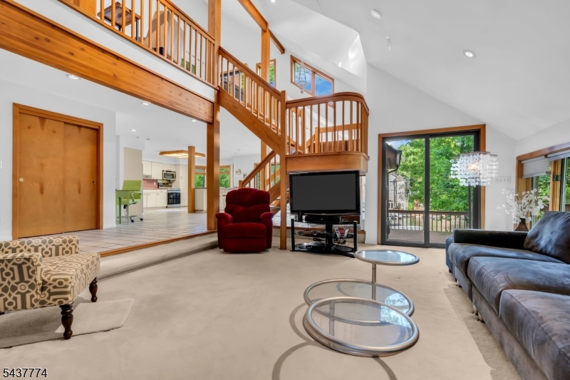 209 Squaw Trail Hopatcong, NJ 07821 - Photo 8 of 36