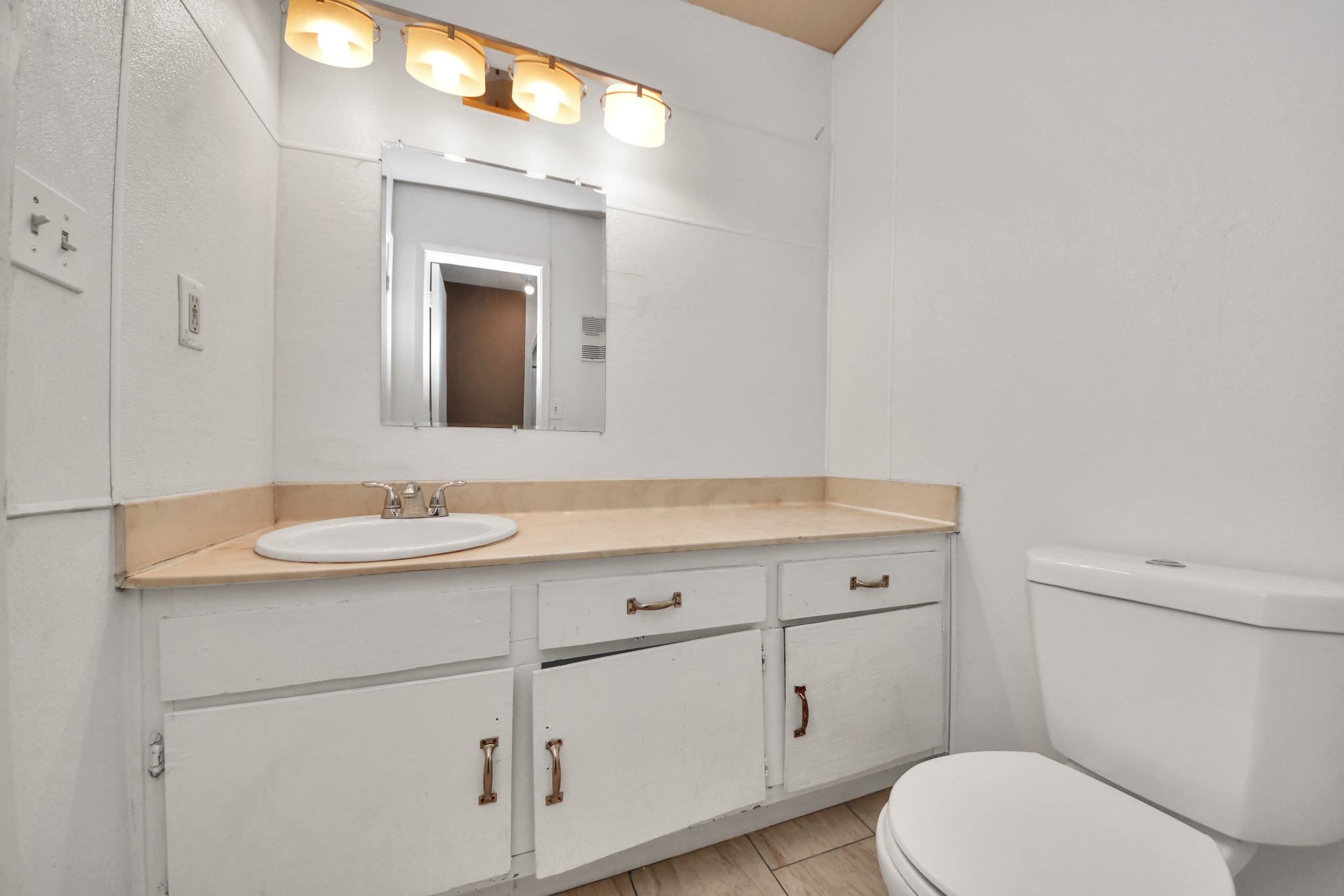 6161 Reims Road, Unit 1203 Houston, TX 77036 - Photo 26 of 34 Gallery Image 26