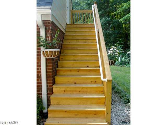 6042 Rittenhouse Road Winston-Salem, NC 27104 - Photo 14 of 16 Exterior Back.