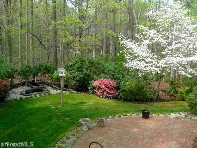 6042 Rittenhouse Road Winston-Salem, NC 27104 - Photo 15 of 16 Landscaping.