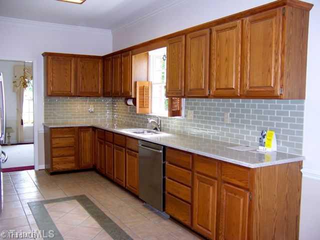 6042 Rittenhouse Road Winston-Salem, NC 27104 - Photo 9 of 16 Kitchen.