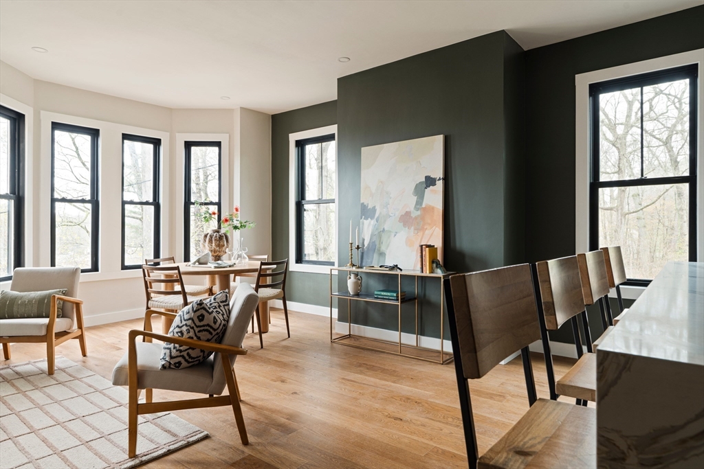 a view of a livingroom with furniture