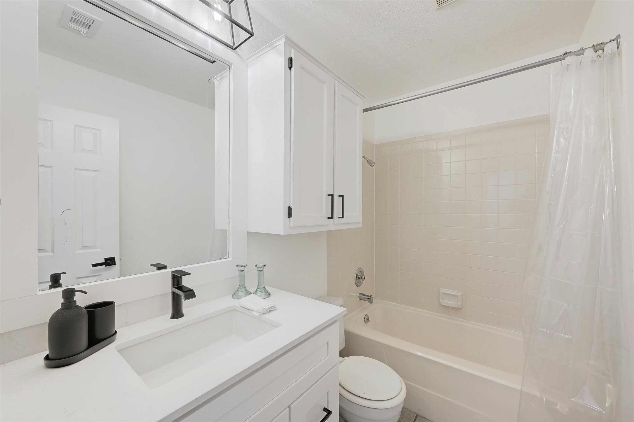 3605 Leafield Drive, Unit A Austin, TX 78749 - Photo 13 of 19