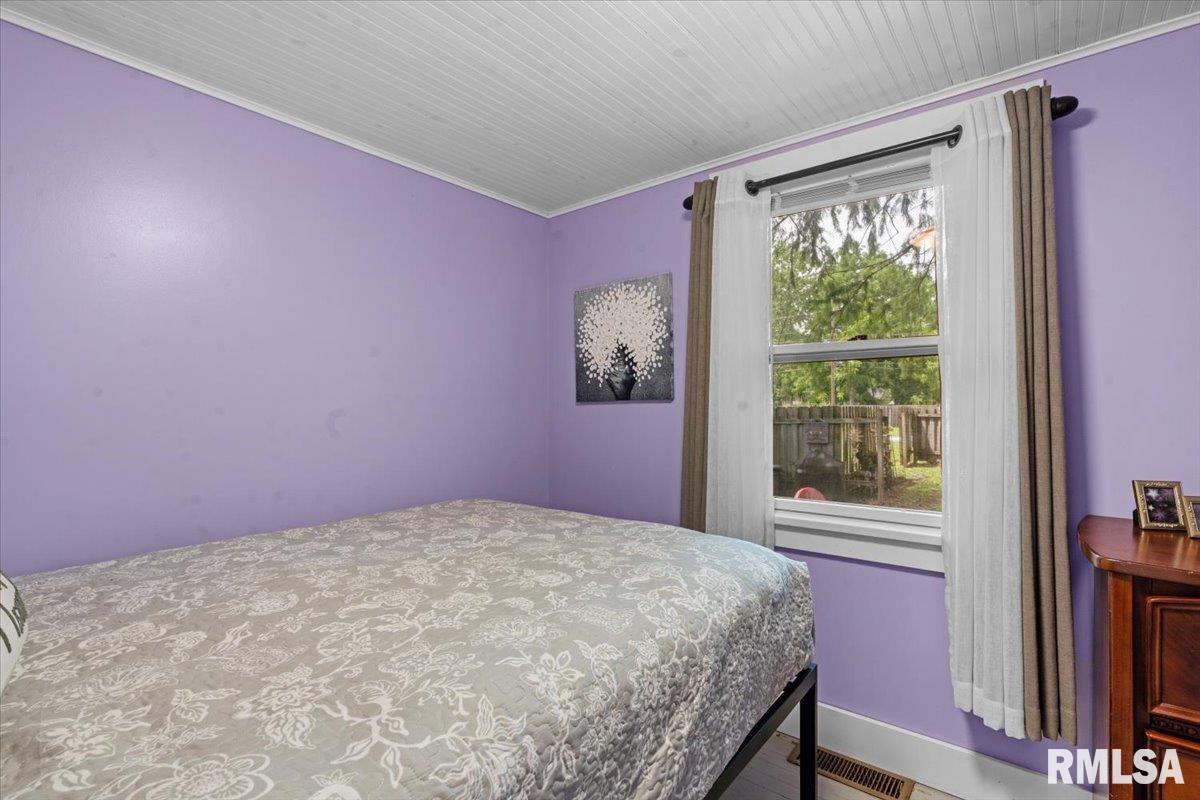 2141 East Watch Avenue Springfield, IL 62702 - Photo 24 of 36