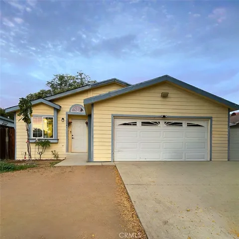 $425,000 | 32901 Cresent, Lake Elsinore, CA 92530