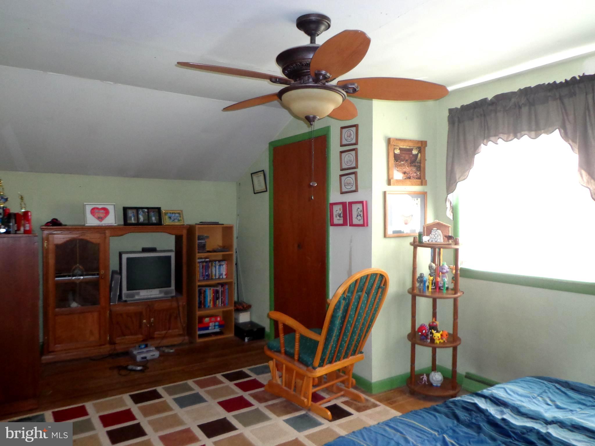 17 Michie Road New Castle, DE 19720 - Photo 22 of 27 Bedroom 4 loft