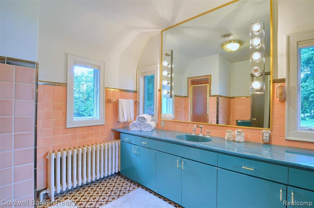 391 Cranbrook Road Bloomfield Hills, MI 48301 - Photo 19 of 35