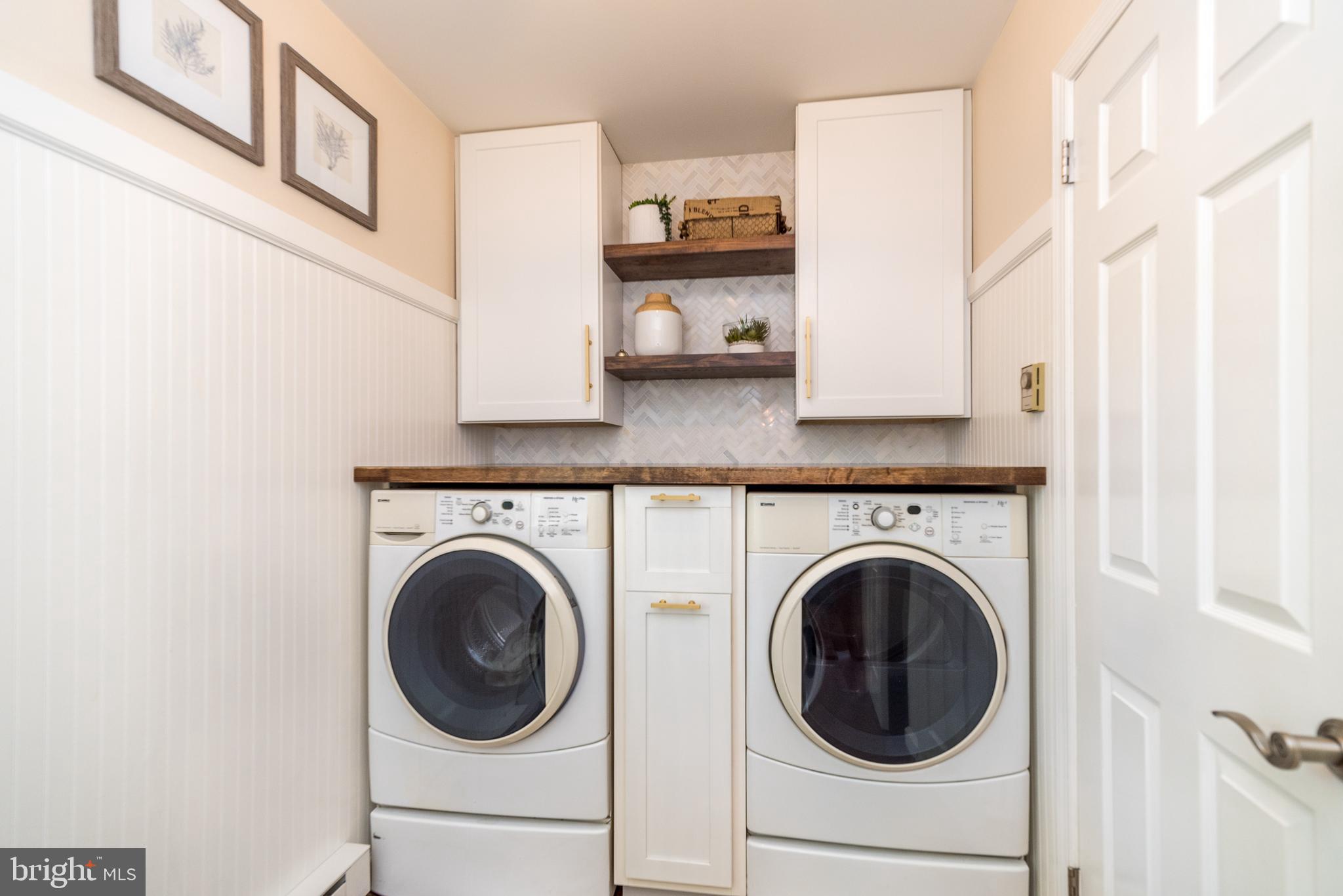 227 Knapp Road Lansdale, PA 19446 - Photo 31 of 41 First floor laundry with outside exit