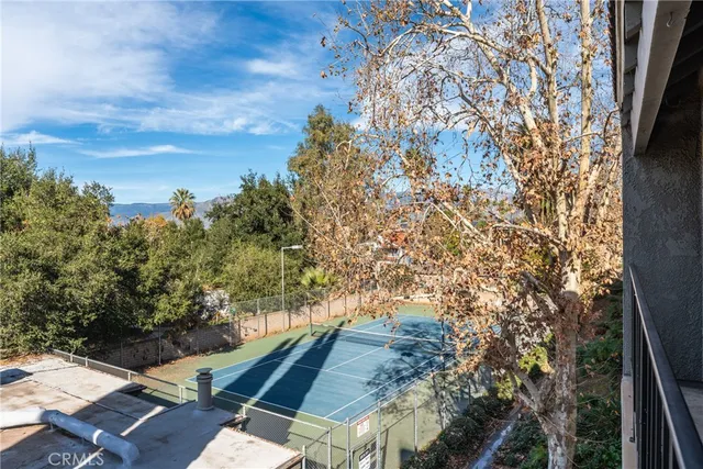 $415,000 | 254 East Fern Avenue, Unit 212, Redlands, CA 92373