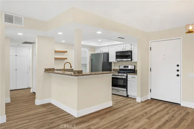 $415,000 | 254 East Fern Avenue, Unit 212, Redlands, CA 92373