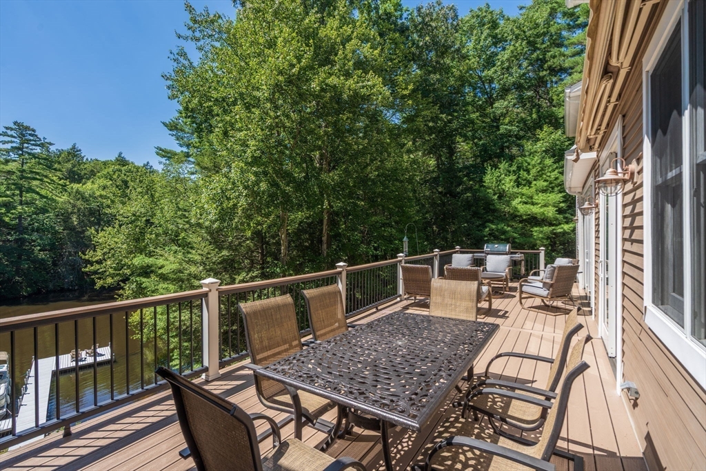 430 Mashapaug Road Holland, MA 01521 - Photo 32 of 38 Gallery Image 32
