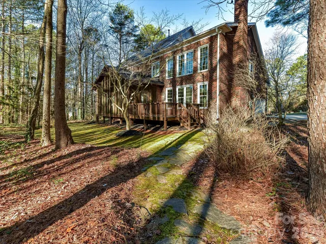 $969,000 | 11912 Breezy Trail Lane, Charlotte, NC 28216