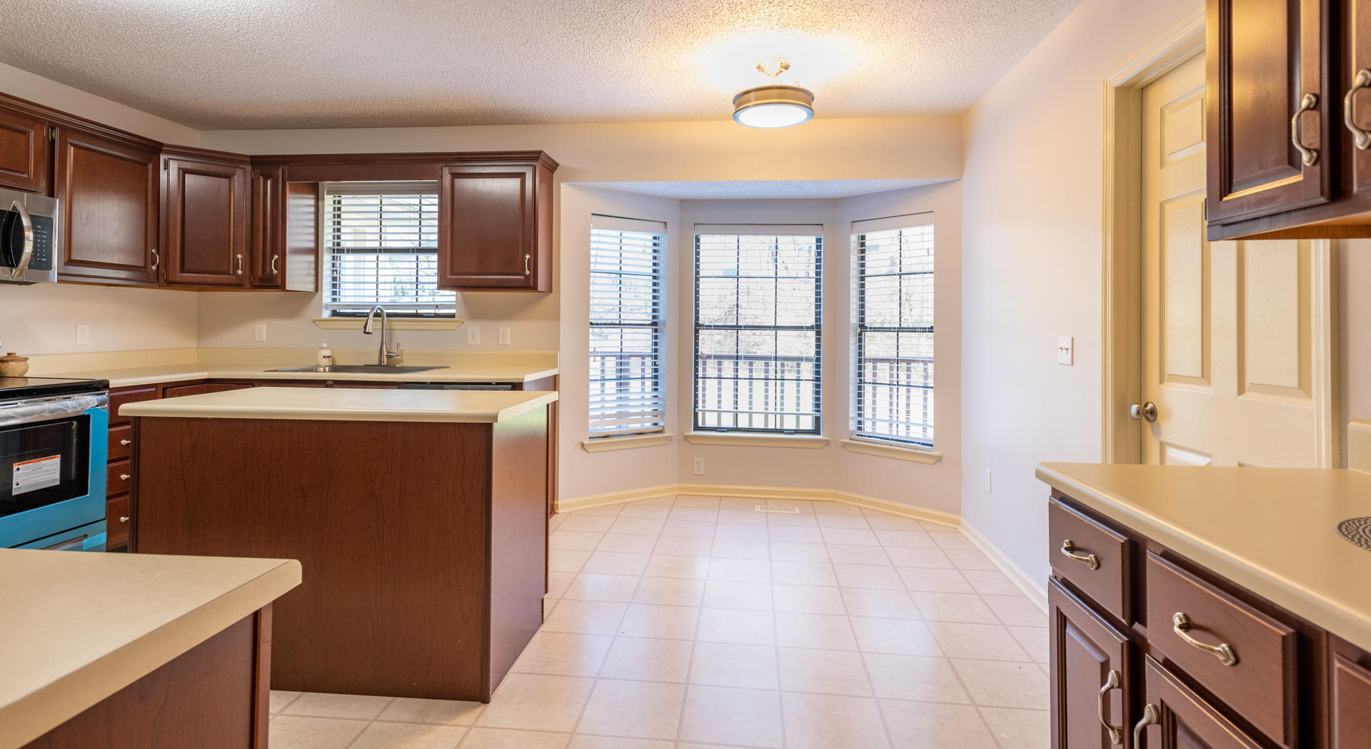 1013 Lower Mill Road Hixson, TN 37343 - Photo 5 of 13 5.1013_Lower Mill Road-33