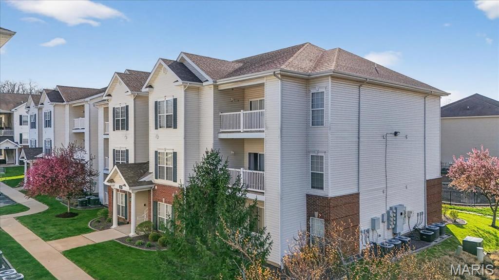 29 Kassebaum Lane, Unit 304 St. Louis, MO 63129 - Photo 3 of 30