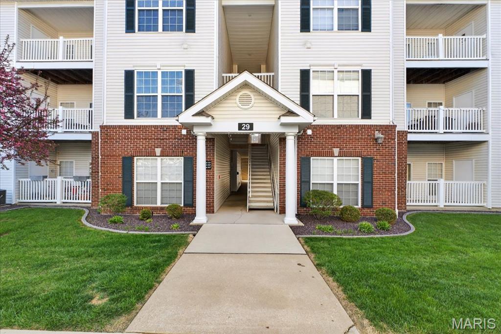 29 Kassebaum Lane, Unit 304 St. Louis, MO 63129 - Photo 4 of 30