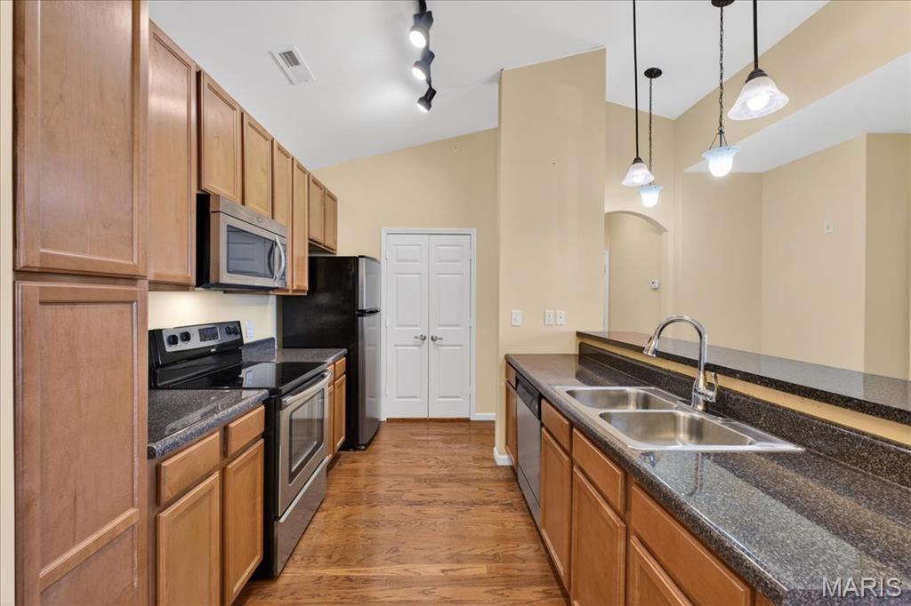 29 Kassebaum Lane, Unit 304 St. Louis, MO 63129 - Photo 7 of 30