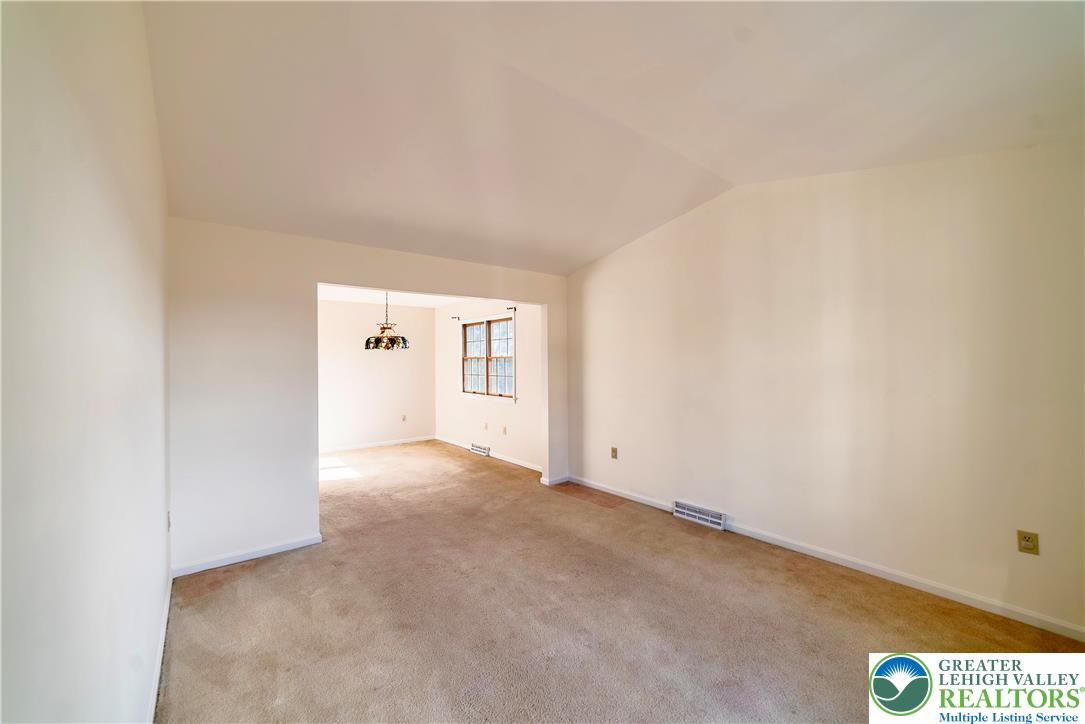 619 Stoney Run Road Pottsville, PA 17901 - Photo 5 of 37 Living/Dining View