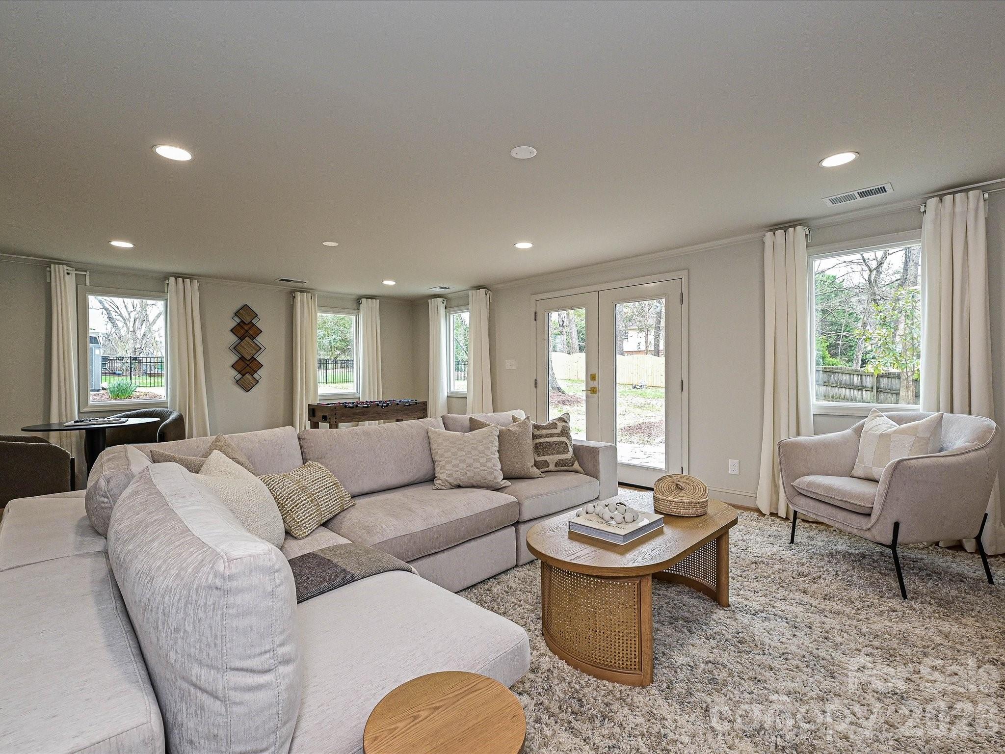 6500 Windyrush Road Charlotte, NC 28226 - Photo 31 of 41 Gallery Image 31