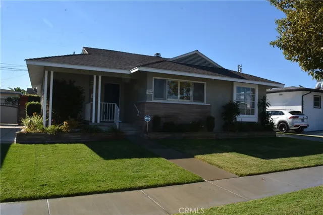 a view of living room and kitchen