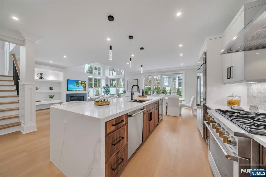 18 Williams Street, Unit A Garfield, NJ 07026 - Photo 12 of 40