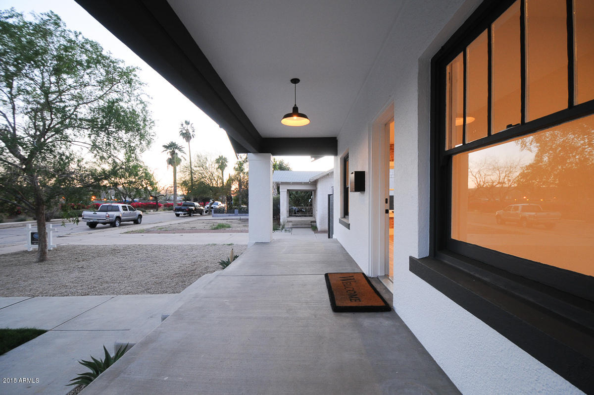942 East Coronado Road Phoenix, AZ 85006 - Photo 3 of 17 Front Porch
