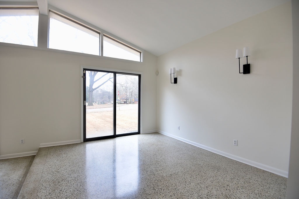 5601 Normandy Road Memphis, TN 38120 - Photo 5 of 25