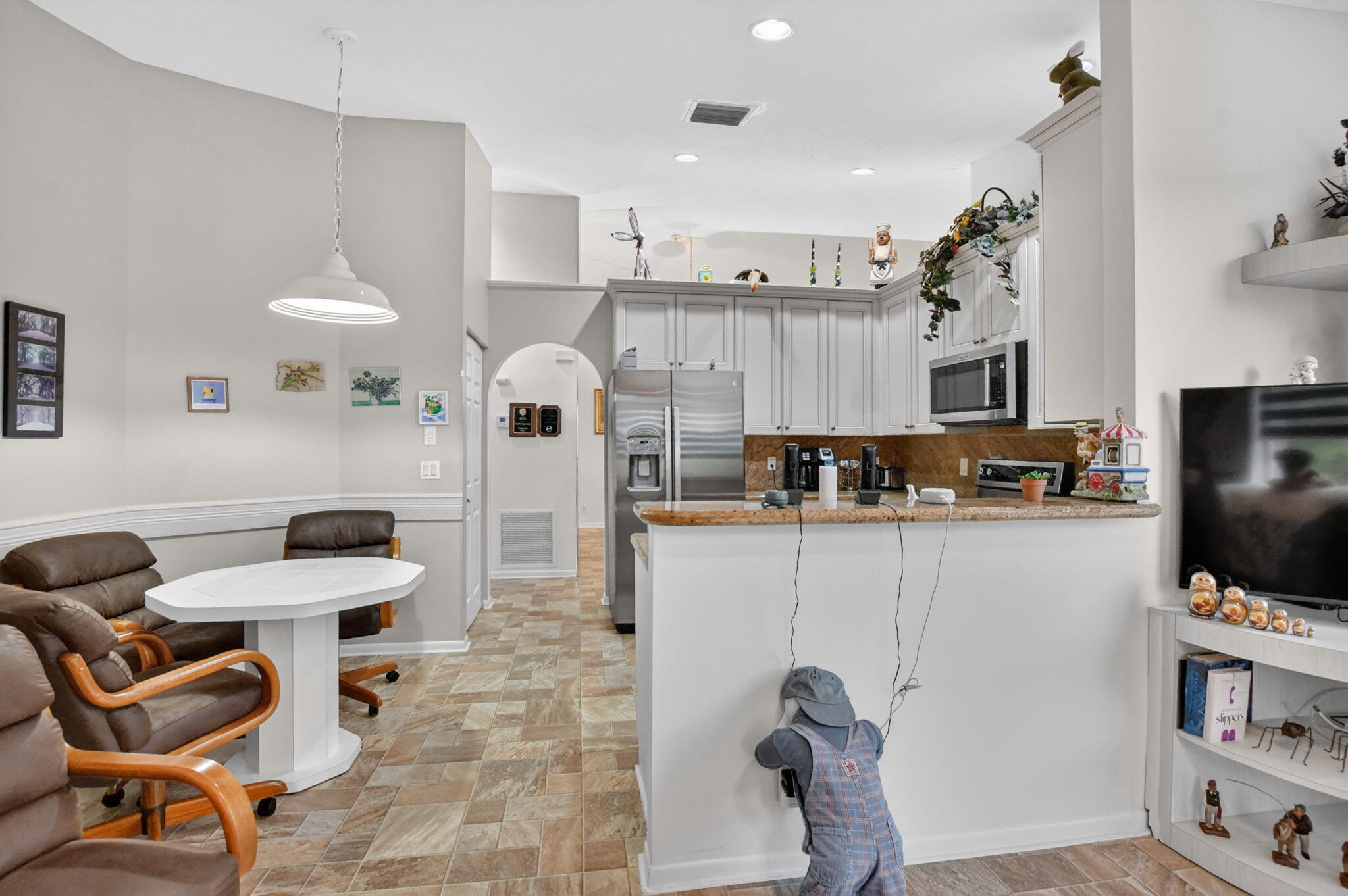 23478 Torre Circle Boca Raton, FL 33433 - Photo 15 of 44 kitchen and breakfast areas