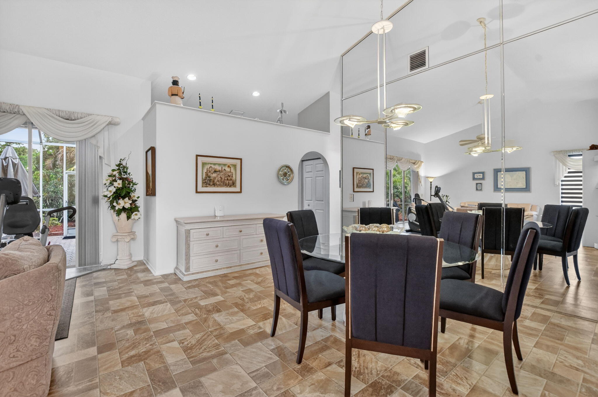 23478 Torre Circle Boca Raton, FL 33433 - Photo 9 of 44 Dining area