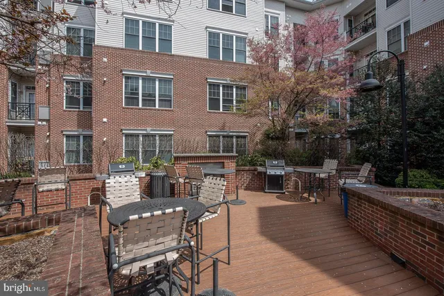 $2,650 | 300 West Elm Street, Unit 2232, Conshohocken, PA 19428