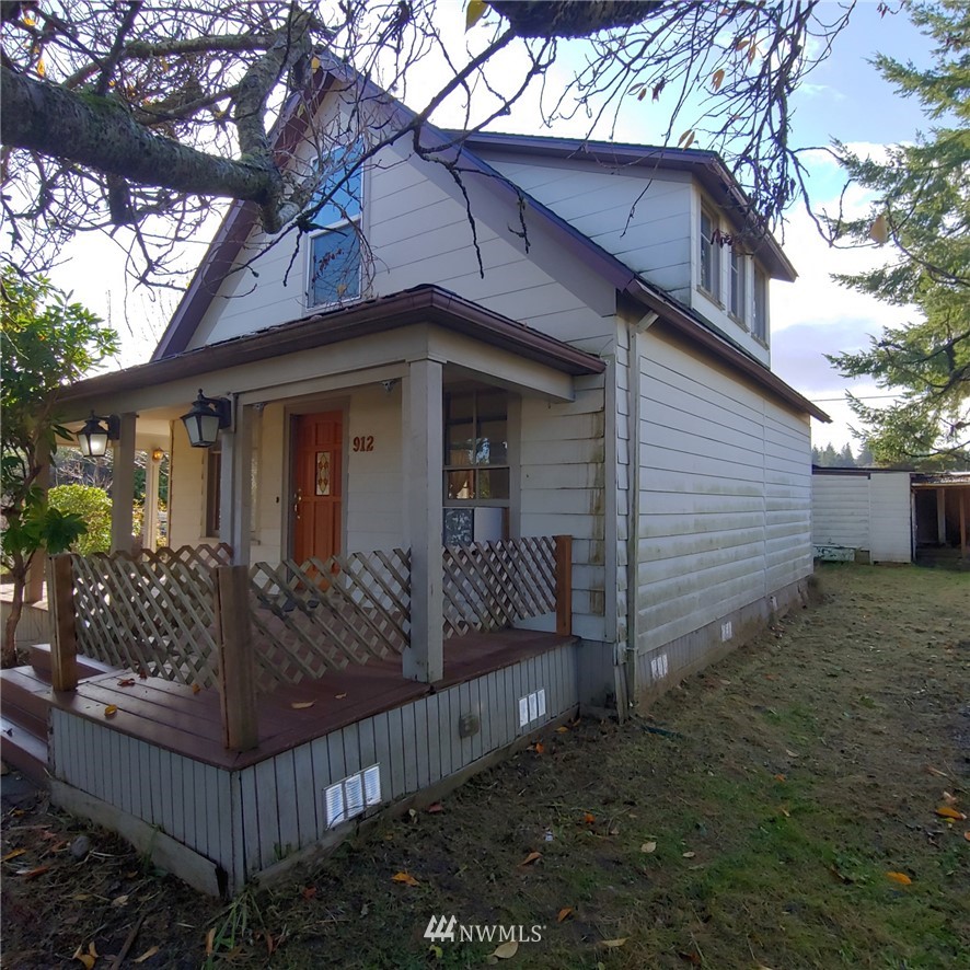 912 2nd Street Cosmopolis, WA 98537 - Photo 4 of 40 Gallery Image 4