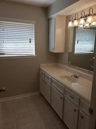 $2,150 | 2706 Lufkin Lane, Deer Park, TX 77536