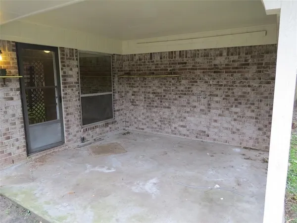 $2,150 | 2706 Lufkin Lane, Deer Park, TX 77536