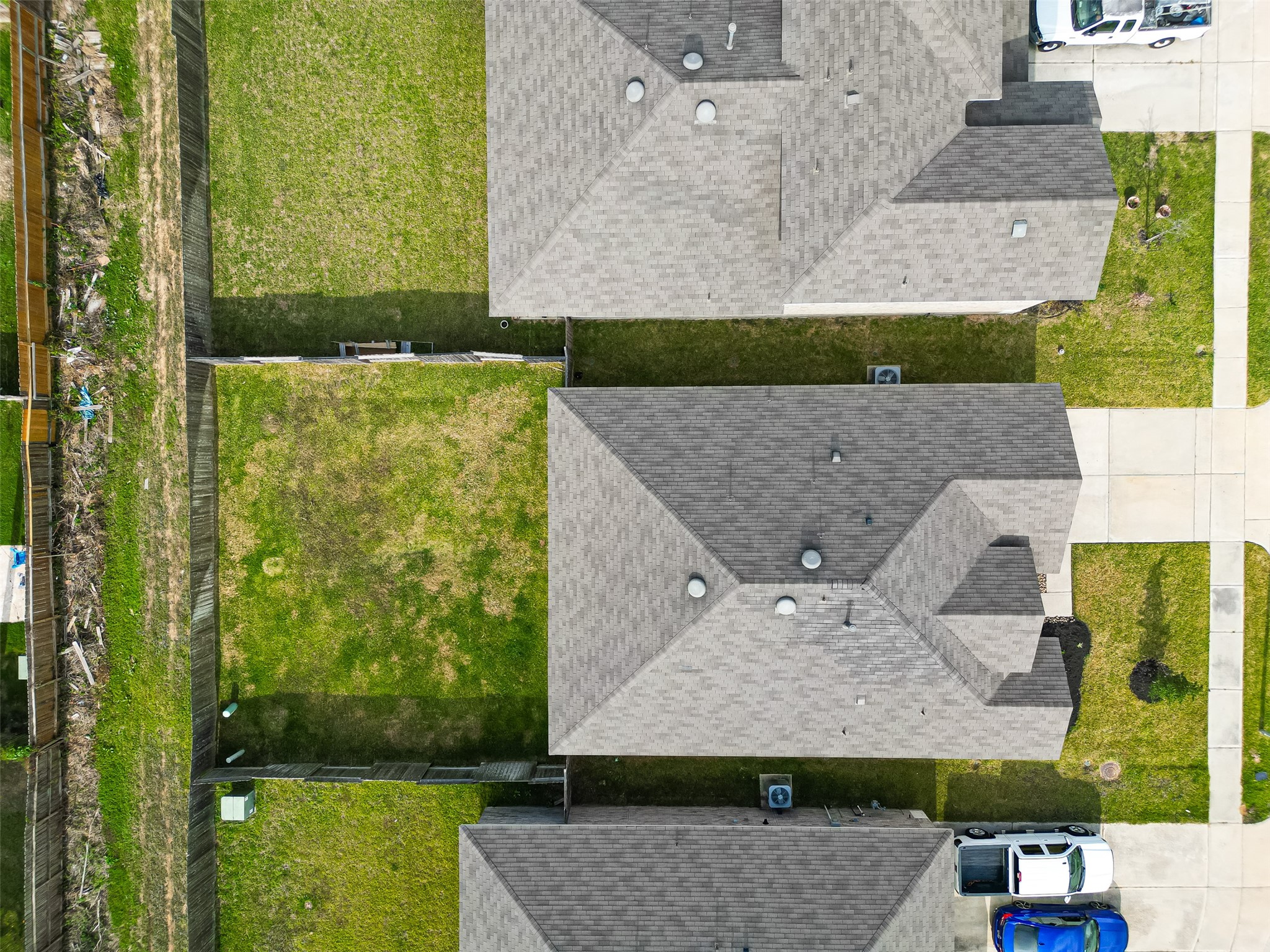 23511 Treeline Bluff Trail Spring Spring, TX 77373 - Photo 39 of 41 an aerial view of a house with a yard