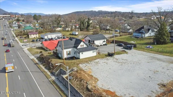 $625,000 | 508 East Central Avenue, La Follette, TN 37766